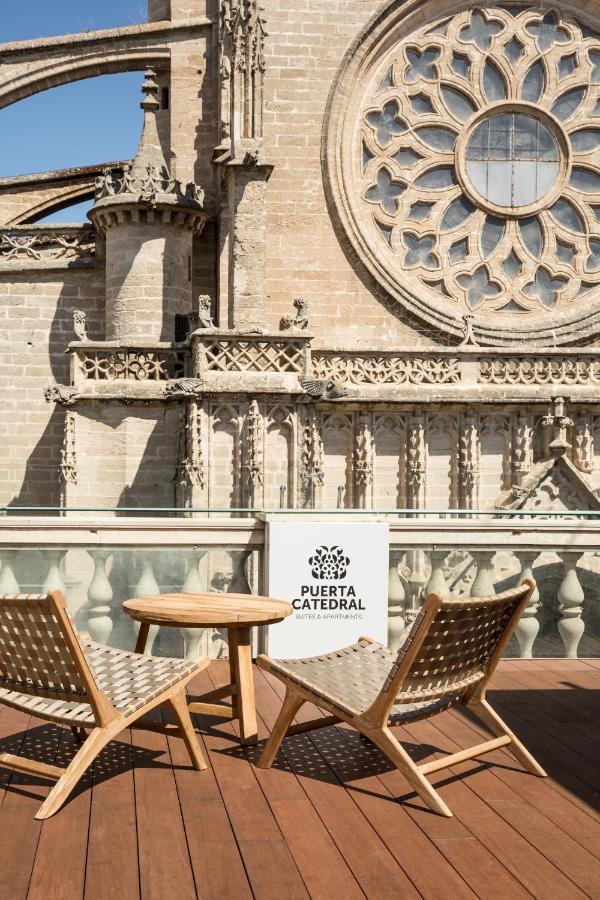 Puerta Catedral Suites Sevilla Exterior foto