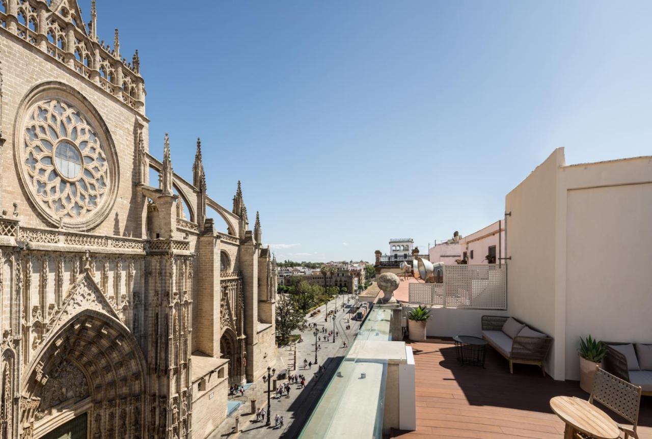 Puerta Catedral Suites Sevilla Exterior foto